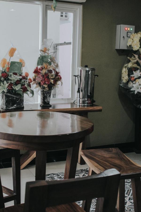 Granada Inn Palu Ngoại thất bức ảnh